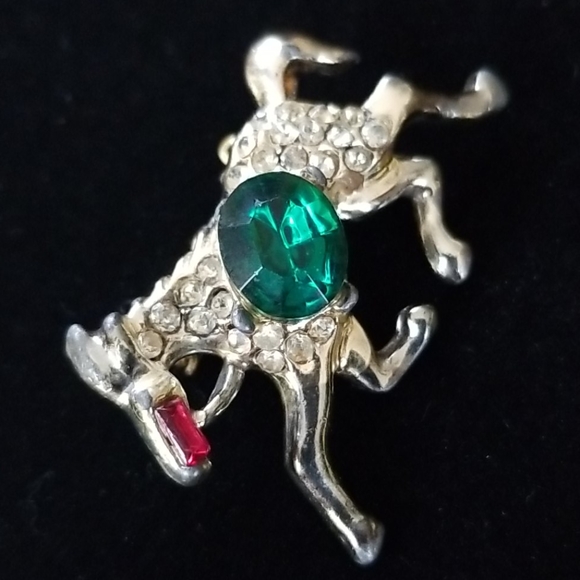 Vintage 1940s Mid Century Emerald and Ruby Crystal Rhinestone Horse Brooch - Picture 11 of 12